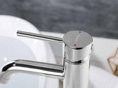 BATERIA UMYWALKOWA LUNGO CHROM WYSOKA BATERIA UMYWALKOWA LUNGO CHROM WYSOKA