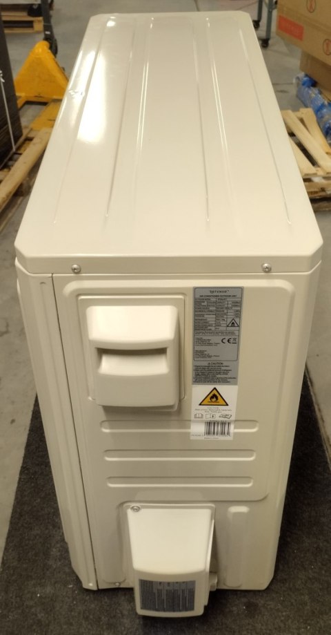 Wyprzedaż (WB182) Klimatyzator ROTENSO RONI R70Xo R17 j.zewn.