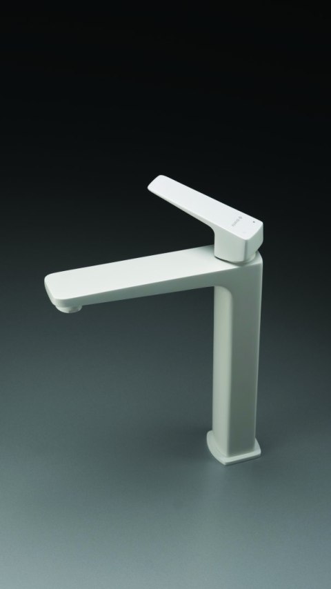 Bateria umywalkowa wysoka